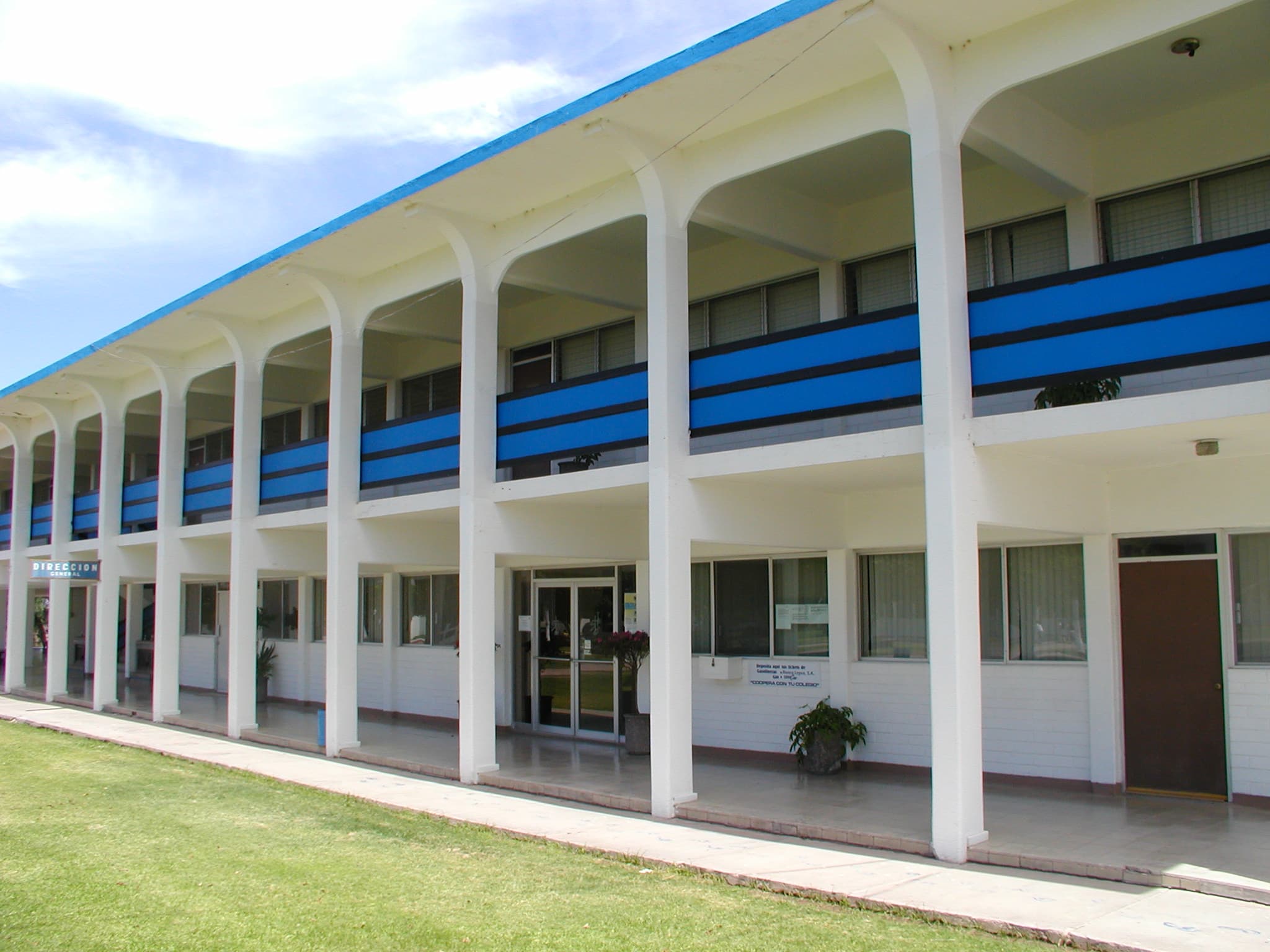 Secundaria Teresiana — foto 2